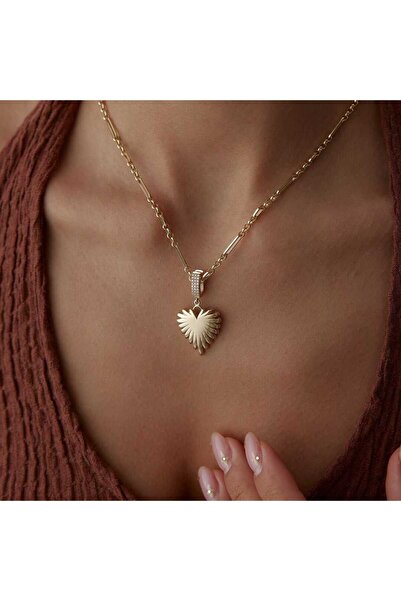 Cherry by Özkonak Madalyon Kalp Kolye