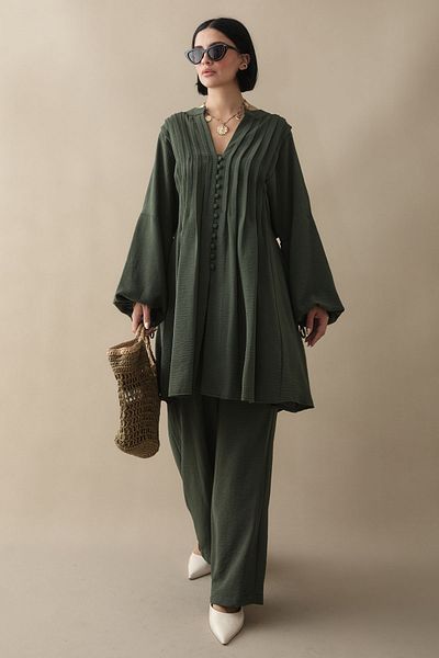 InStyle Комплект Ayrobin в цвят каки с оребрени ръкави и въже