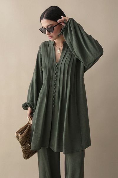 InStyle Комплект Ayrobin в цвят каки с оребрени ръкави и въже