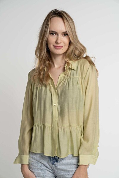 mica Women's Short Solid Long Sleeve Shirt