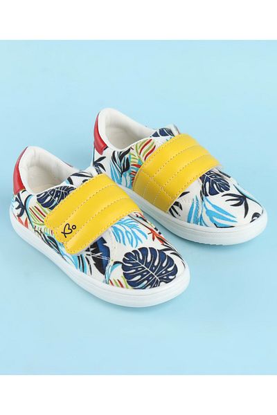Babyoye Velcro Closure Casual Shoes with Leaf Print - Multicolor