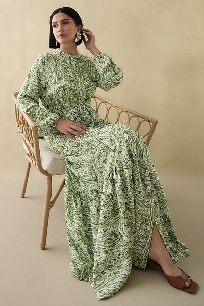 InStyle Рокля от вискоза в цвят шамфъстък с ретро мотив и шарка