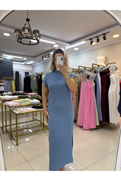 LİSAA BUTİK ROCHIE DE IN CU DETALII PE SPATE