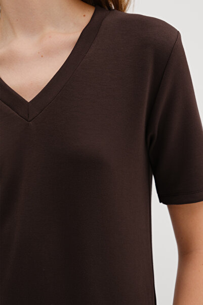 Addax Βασικό μπλουζάκι με λαιμόκοψη V P4380-D10