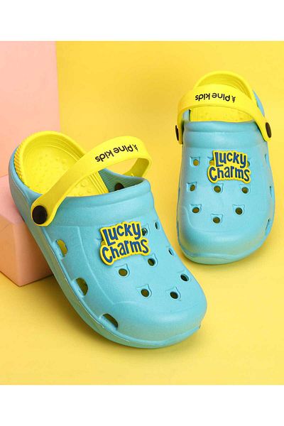 Pine kids رقعة نصية من Clogs - أزرق سماوي وأصفر