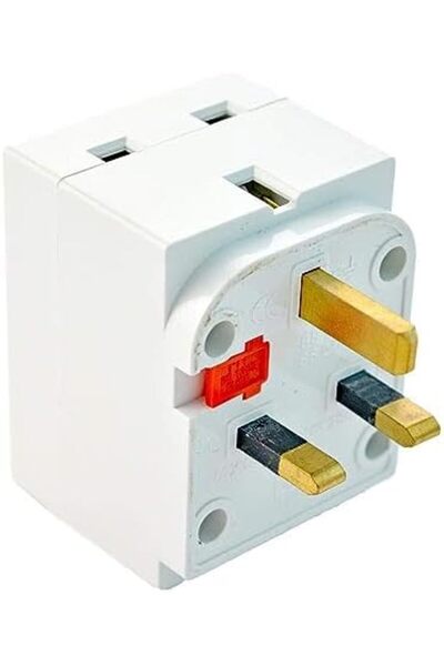 Generic محول متعدد المقابس بثلاثة اتجاهات (تيار كهربائي رئيسي في المملكة المتحدة ١٣ أمبير، ٢٤٠ فولت تيار متردد، ٣ مقابس)