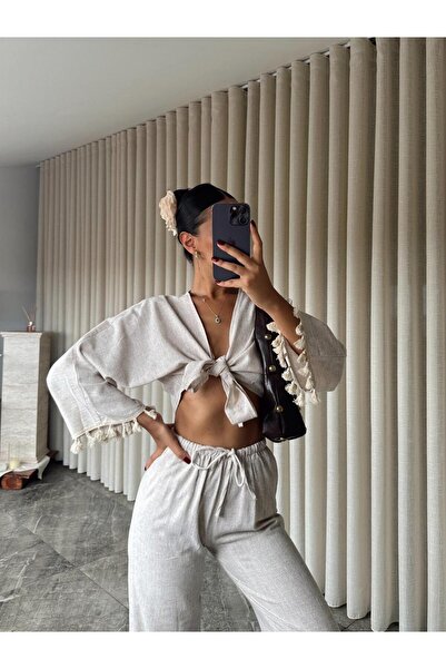 mydukkan.co Μπλούζα με φούντες στα μανίκια και δέσιμο