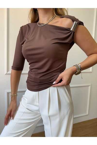 Size Özgü Brown Shoulder Buckle Blouse