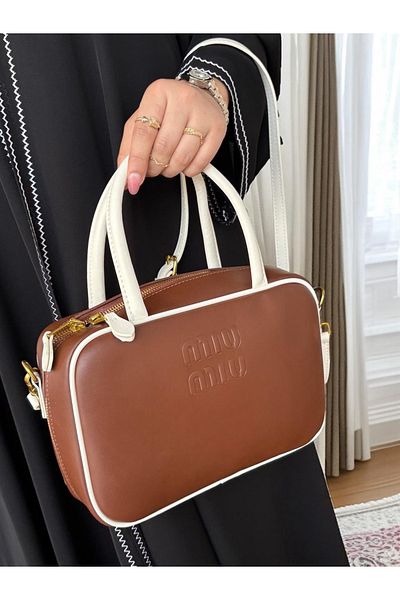 GENERAL High quality shoulder bag with accessories