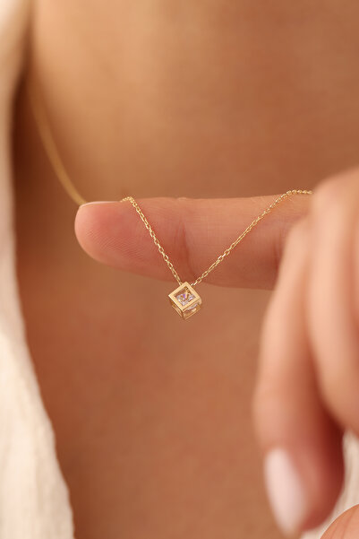 YAVUZ KUYUMCULUK 14 Ayar Altın Küp Elmas Kolye