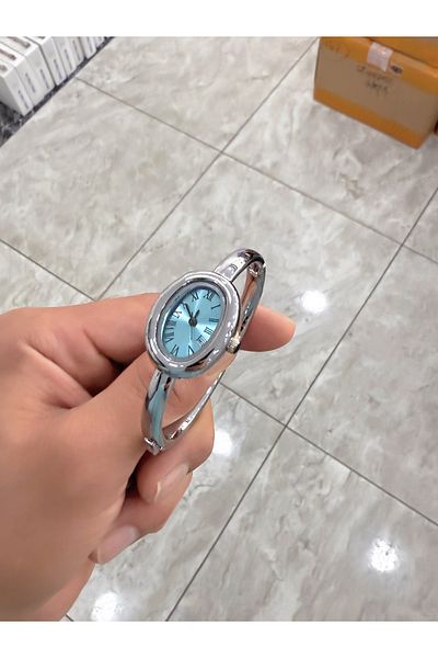 LOOQ Roman Numeral Handcuff Model