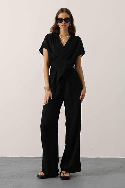 VAGGON Asymmetrical Cut Blouse and Elastic Waist Pants Set