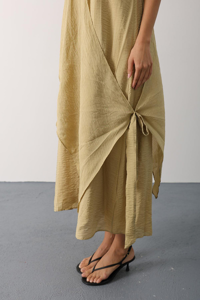 VAGGON Women's Oil Green Asymmetrical Lace-Up Detachable Collar Long Bohemian Dress Vs00631