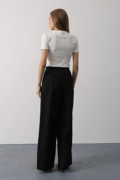 VAGGON Women's Black Double Pocket Pleated Lace up Oversize Trousers Vs00534