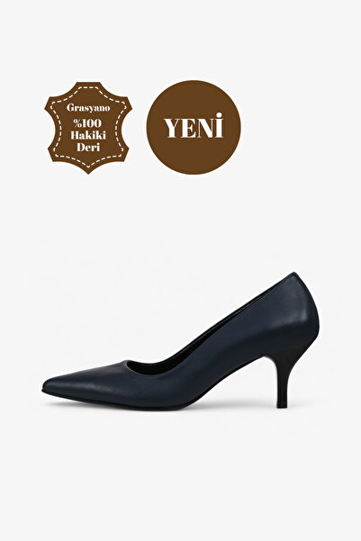 Grasyano Естествена кожа, тъмносин цвят, заострени върхове, мека кожа, прости...