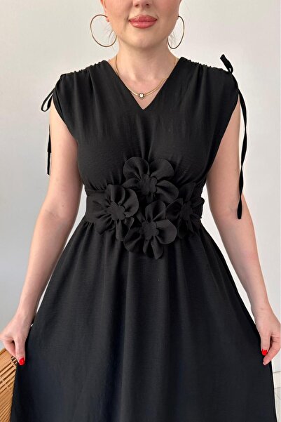 MaziButik Four Flowers Design Dress Black