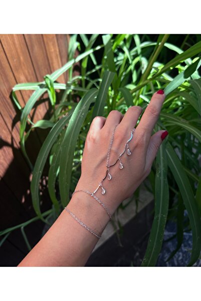 pop up store Silver Color Shahmeran with Zircon Drop Stone / Hand Accessory