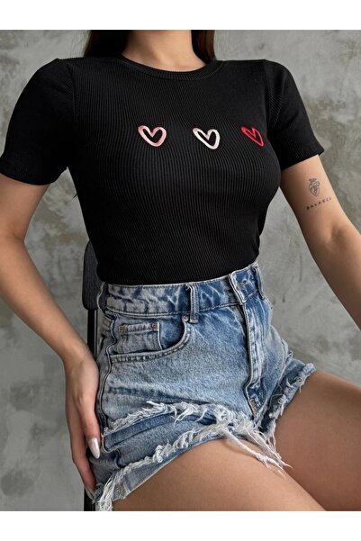 MODA Μπλούζα με κέντημα τριπλή καρδιά