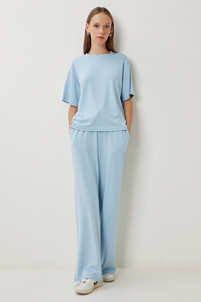 Lovelyİstanbul Άνετο εύκαμπτο πλεκτό κοστούμι LBY0004 SKY BLUE