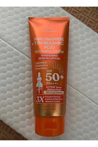 LUXE ORGANIX Niacinamide + Tranexamic Acid Youthful Glow Whitening Serum Lotion SPF50 PA++++ 200m