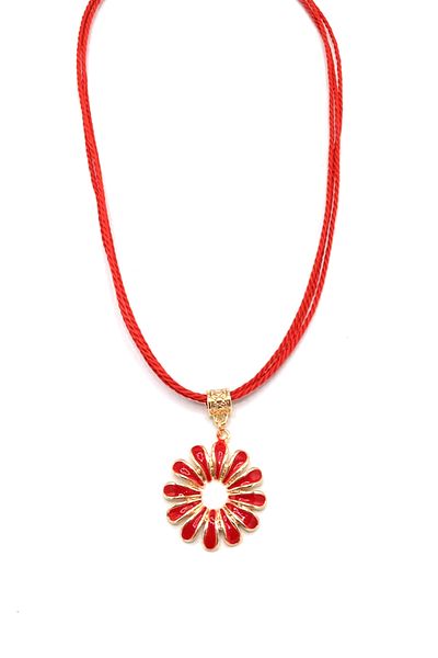Bijuty 3 Layer Red String Detailed Necklace with Ruby Flower Design