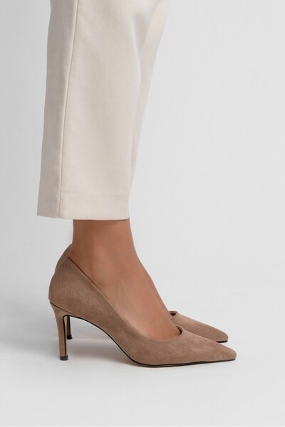 NİŞANTAŞI SHOES Melody Dark Beige Suede 8 cm μυτερό γυναικείο στιλέτο με λεπτό τακούνι