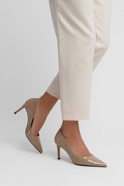 NİŞANTAŞI SHOES Melody Bej închis din piele lacuită 8 cm vârf ascuțit Toc subțire Stiletto damă