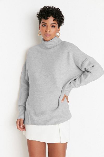 Trendyol Collection Pulover de tricotaj cu guler în picioare, gri deschis, cu croială largă, texturată moale TWOAW23KZ00469