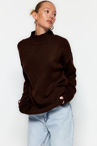 Trendyol Collection Pulover de tricotaj de bază cu textura moale maro TWOAW23KZ00490