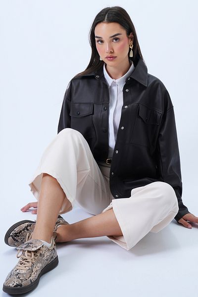 Trend Alaçatı Stili Women's Bitter Brown Double Pockets Snap Closure Hooded Faux Leather Oversized Shirt Jacket Alc-X14312