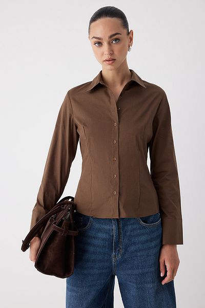 Trendyol Collection Тъмнокафява вталена тъкана риза с лека талия TWOAW26GO00022