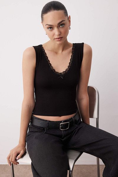 Trendyol Collection Black Lace Detail V-Neck Cotton Stretch Knitted Tank Top Twoss25Bz00597