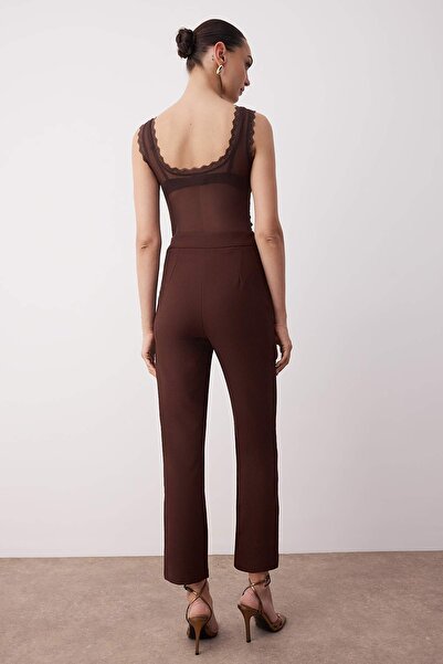 Trendyol Collection Hnědé tkané úzké nohavice Stylové/večerní kalhoty TPRAW23PL00000