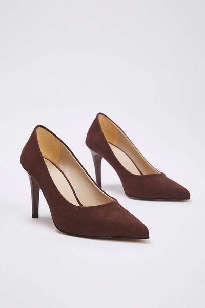 TRENDYOL SHOES Дамски обувки на висок ток от тъмнокафяв велур с остър връх 
TAKAW26TO00005