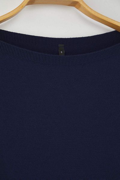 Trendyol Collection Navy Blue Premium Yarn/Special Yarn Trend Knitwear Sweater Twoaw26Kz00159