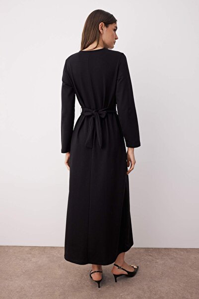 Trendyol Modest Black Unlined Soft Button Interlock Knitted Dress Tctaw26Eb00025