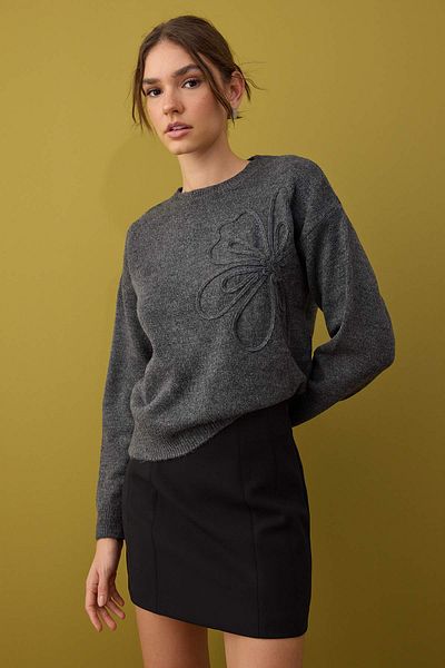 Trendyol Collection Anthracite Soft Textured Flower Pattern Embroidered Knitwear Sweater Twoaw26Kz00110