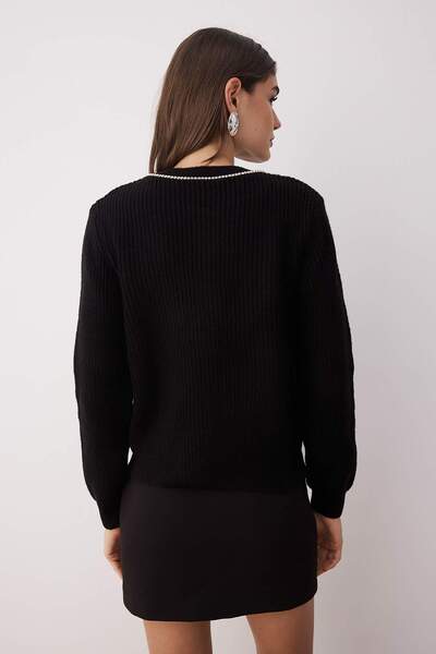 Trendyol Collection Black Stone Embroidered Soft Textured Knitwear Cardigan Twoaw26Hi00087