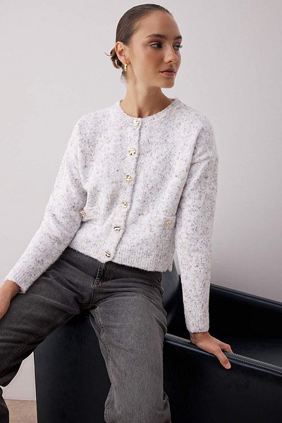 Trendyol Collection Ecru Wide Fit Gradient Soft Textured Knitwear Cardigan Twoaw26Hi00235