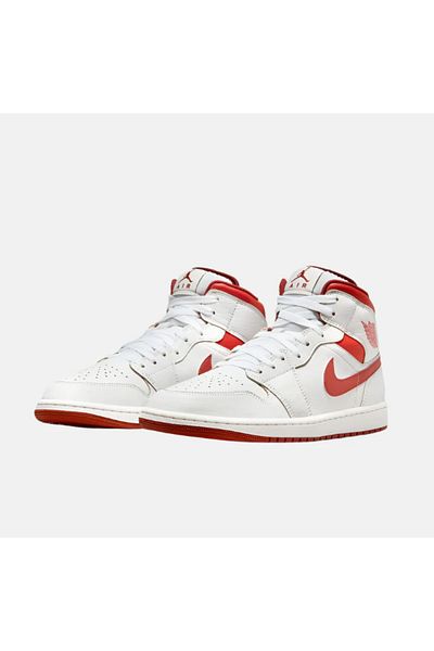 JORDAN Air 1 Mid SE „Dune Red”