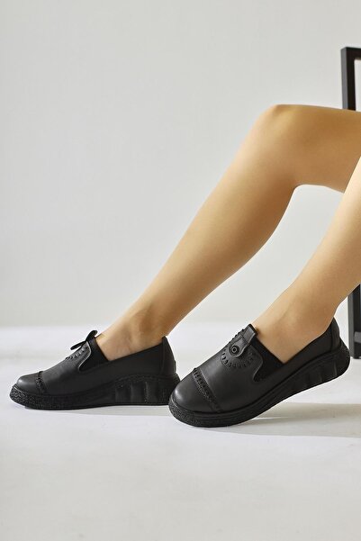 Limoya Bethina Black Rivet Λεπτομερείς διάτρητες μπαλαρίνες λέιζερ, γυναικεία παπούτσια μπαλαρίνας