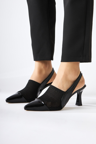 Limoya Mayada Black Patent Leather Closed Toe Heeled Women's Sandals