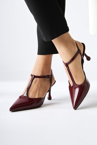 Limoya Olena Burgundy Patent Leather Closed Toe Thin Heeled Women's Sandals