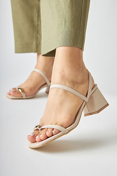 Limoya Selenya Buckle Detailed Beige Flip Flops Women's Sandals