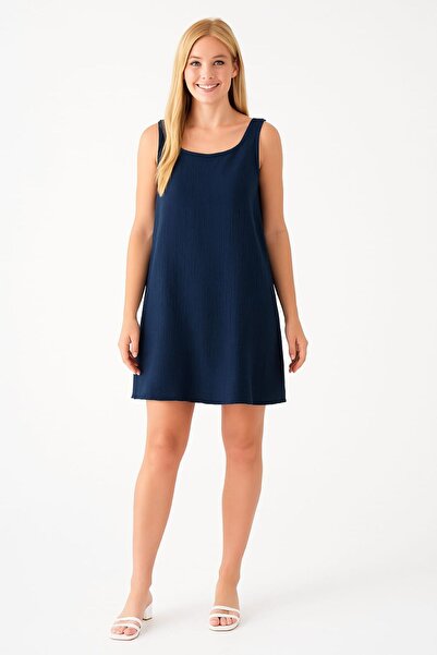 enmodaiçgiyim Γυναικείο κοντό φόρεμα Navy Blue 100% βαμβακερή μουσελίνα με τσ...