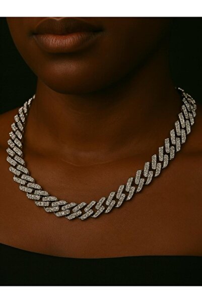 Luna Barella Damla Taşlı Y Harf Kolye – Işıltılı Lariat Model