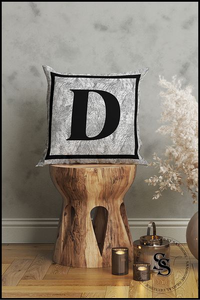 SasoHome Husa de perna cu litere gri - Litera D - fundal gri Husa de perna decorativa pentru cadou