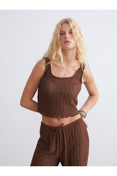 LC Waikiki Xside Brown U-Neck Textured Crop