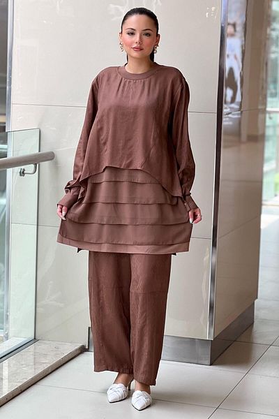 Ghisa Layered Chiffon Detailed Suit