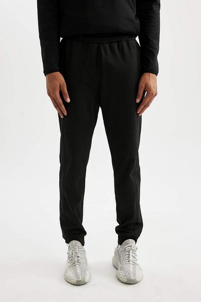 DeFacto Pantaloni de sport DeFactoFit Jogger Slim Fit Slim Fit Skuba Diver Fabric Standard Leg D1951AX24AU